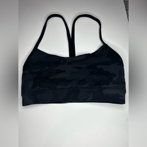 Lululemon Sports Bra Black Camo Size 2